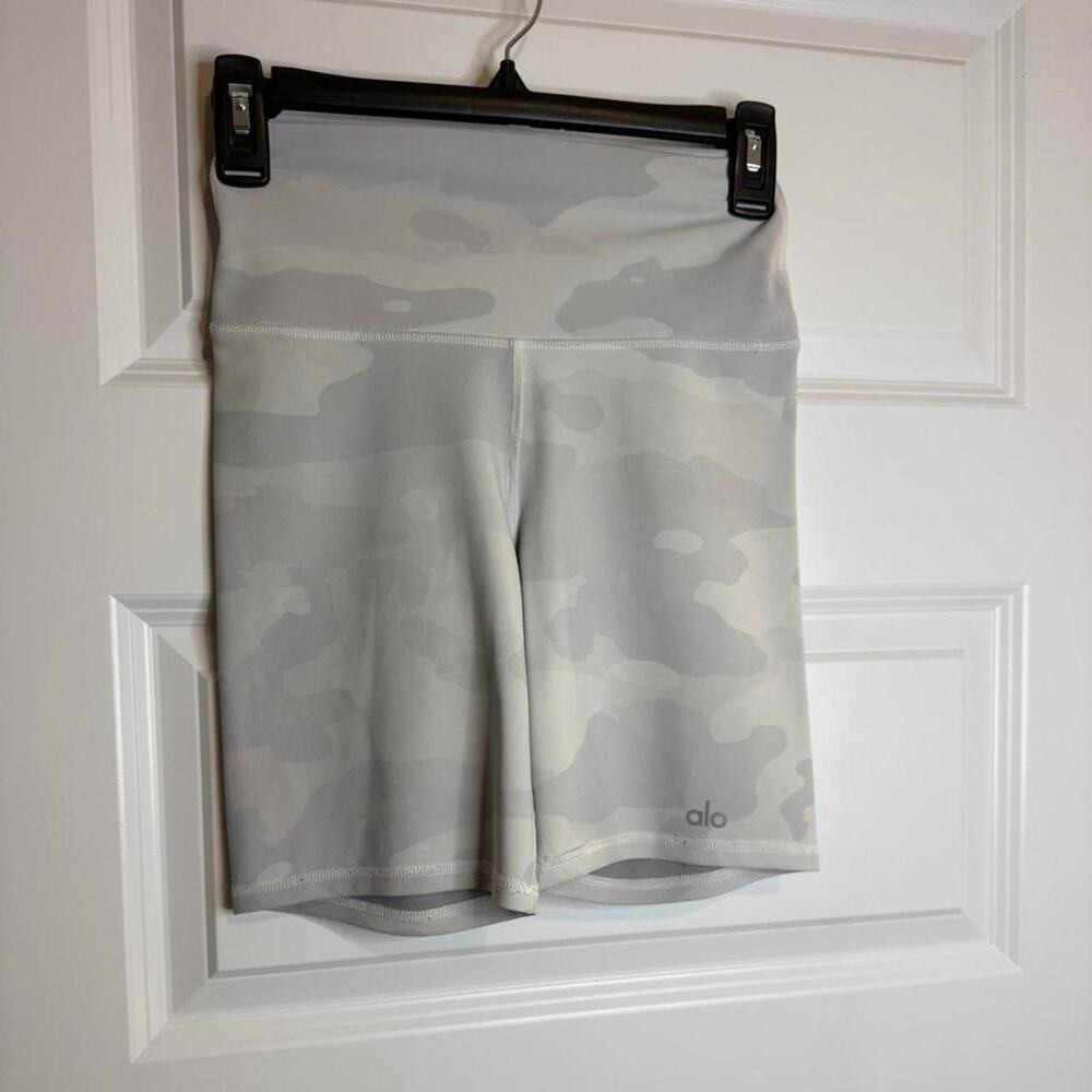 Alo yoga biker shorts
